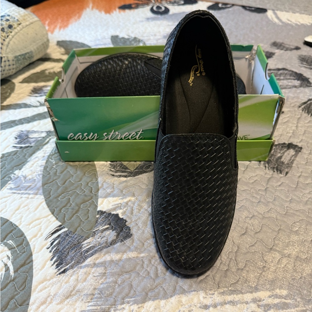 Easy Street Black Woven Loafers